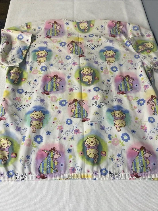 Disney Winnie the Pooh "Such a Lazy Day" V-neck scrub top Women Large Flaw - Picture 4 of 15